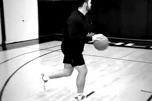 从中你都看到了谁？网友恶搞：控球后卫60年以来的演变过程！