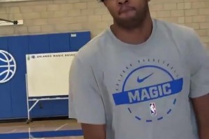 比赛的时候紧张了？小理查德森为扣篮大赛做的训练！